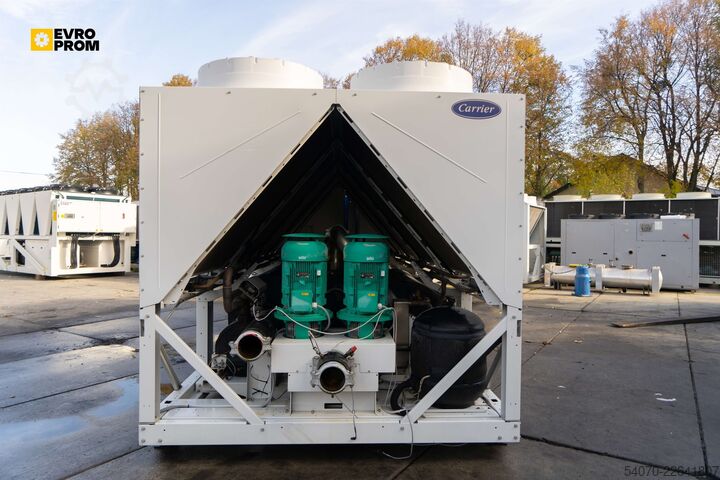 Chiller Used Industrial Chiller CARRIER - 611 kW | With warranty