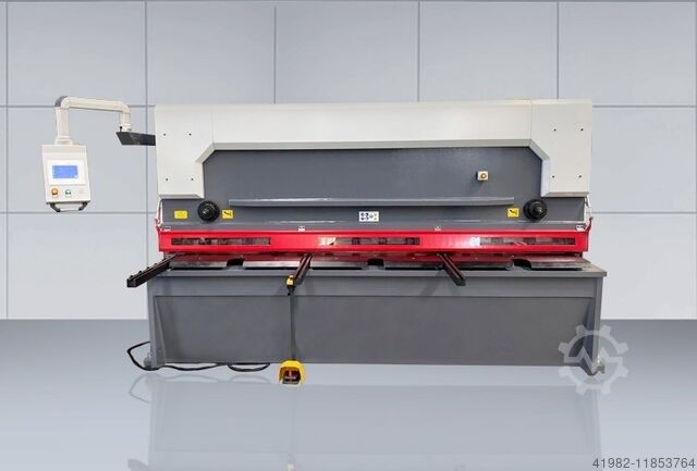 CNC hydrauliska plåtsaxar "Ny maskin UMS PRO. 3100 x 13 CNC