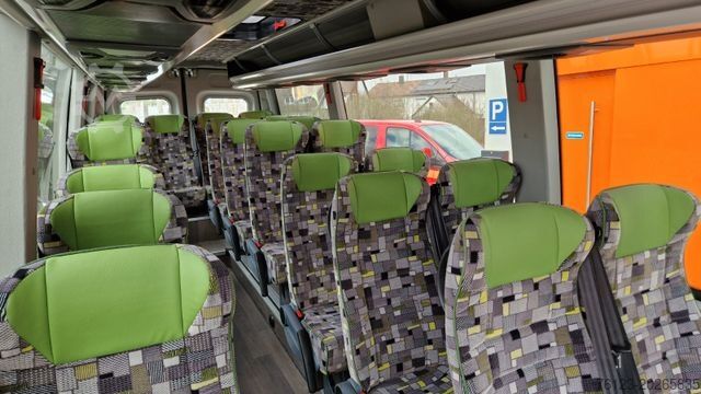 Minibusz IVECO Daily C 65 Sprinter 519 MAN TGE Crafter