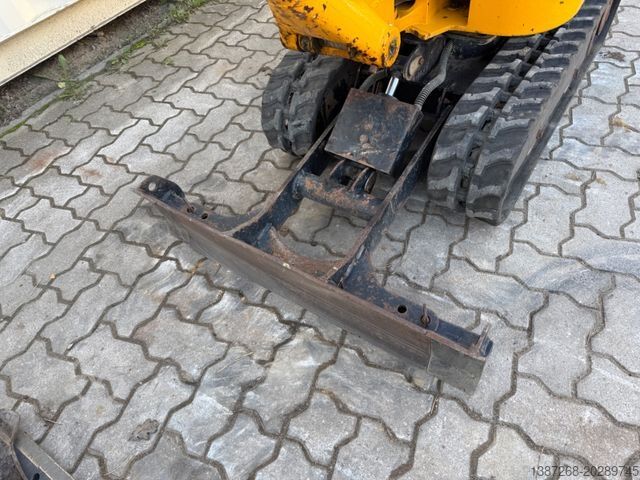 Minigraver JCB 8008 CTS, 2020 BJ, 576 BH, 2 x Löffel