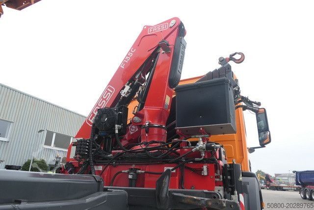 Třístranný sklápěč MERCEDES-BENZ 1835 AK Arocs  4x4, Meiller, Fassi F135AC, Funk