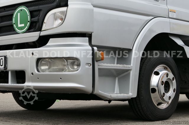 Biltransport skåpbil MERCEDES-BENZ Atego 822 Autotransporter Geschloss. Automatik