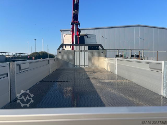 Caminhão para fins especiais VOLVO FH 500 8x2 Kran F710 RA2.26