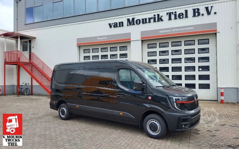 Furgonetă Renault Master 150.35 EURO 6 L3H2 GESLOTEN ZWART META...