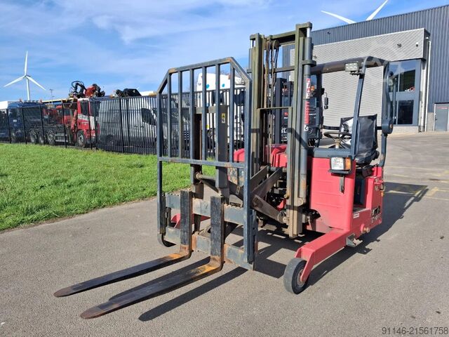 Targoncára szerelt targonca Moffet M4 20.1 * Kubota Motor 25 HP * M4 20.1