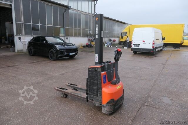 Kézi emelő bt SWE 080L Batterie 44/2020