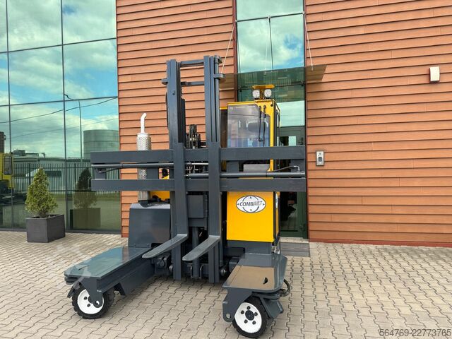 Wózek widłowy czterokierunkowy Combilift C2500 / Compact / Wide positioner