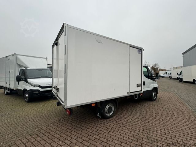Furgão frigorífico IVECO Daily 35S14 Hi-Matic Tiefkühlkoffer *Carrier*