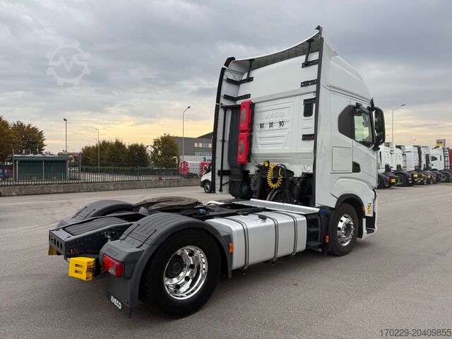 Tractora de carretera estándar Iveco sway 480