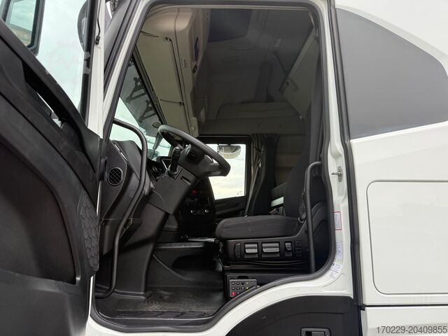 Tractora de carretera estándar Iveco sway 480