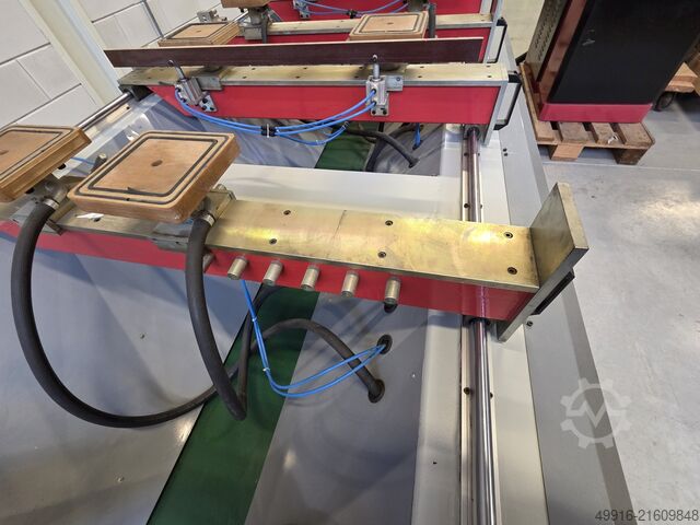 Fresadora CNC para escaleras ATOMAC TFM 6400