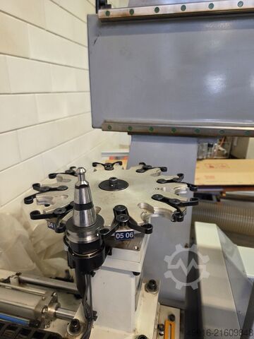 Fresadora CNC para escaleras ATOMAC TFM 6400