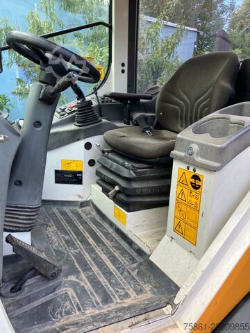 Ładowarka kołowa LIEBHERR L506C