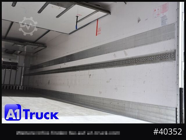 Rashladna poluprikolica LAMBERT LVFS3, Thermo King, Bitemp., Liftachse,