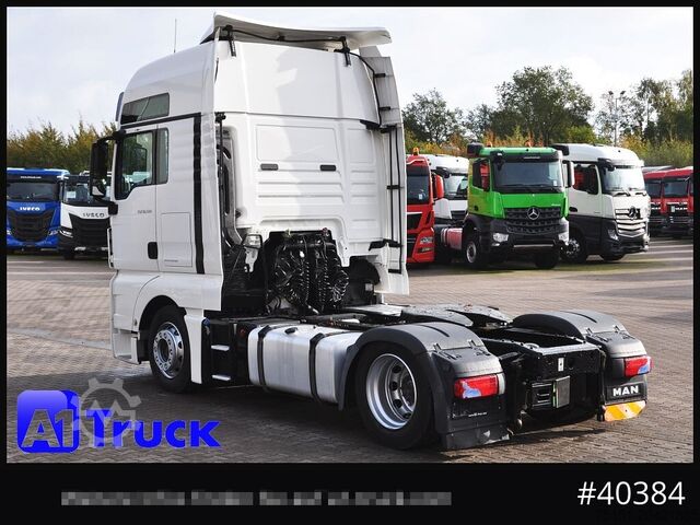 Nagy térfogatú nyergesvontató MAN TGX 18.500 XXL Low, Inarder Navi Standklima,