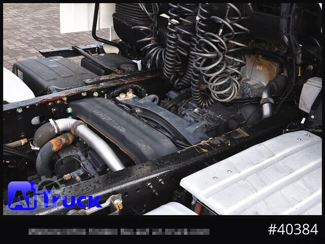 Nagy térfogatú nyergesvontató MAN TGX 18.500 XXL Low, Inarder Navi Standklima,