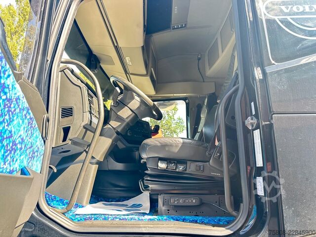 Standard dragbil VOLVO FH500 6x2 Lift/Lenk Euro6 I-ParkCool ACC