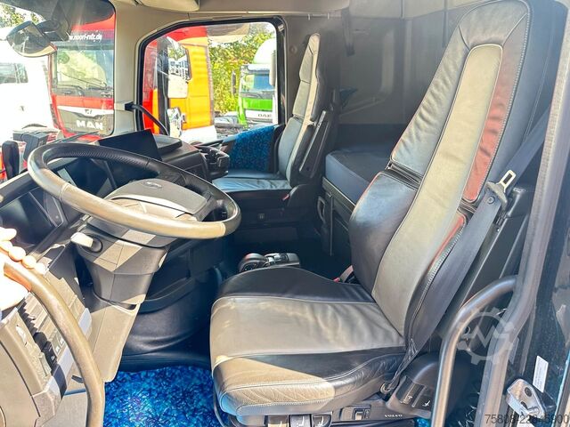 Standard dragbil VOLVO FH500 6x2 Lift/Lenk Euro6 I-ParkCool ACC