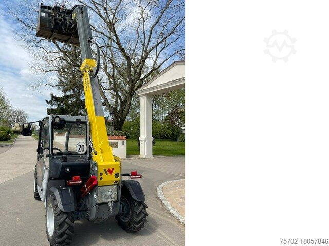 Werftractor Weidemann T4512