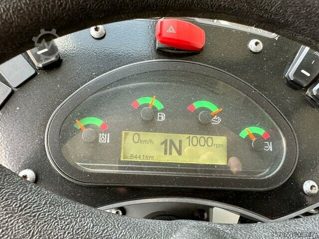 Încărcător pe roți Cat 910M Radlader