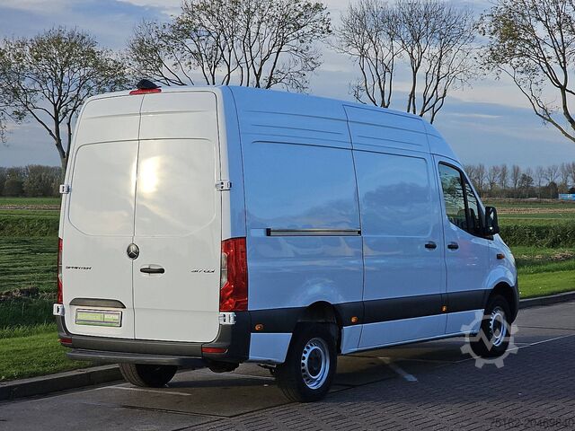 Hochdachkombi MERCEDES-BENZ SPRINTER 317 L2H2 RWD Mbux10