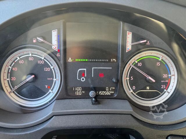 Standard-SZM DAF XF 440 Spacecab APK 11-2026