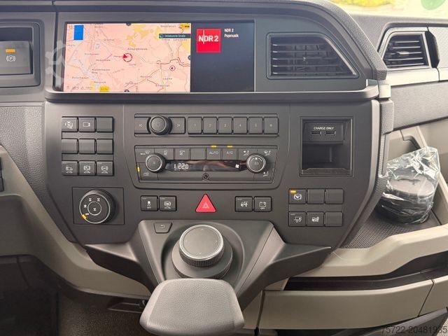 Düz kasa kamyon MAN TGX 33.520 6x6 BL Pritsche Kran Fassi F235A.2.24