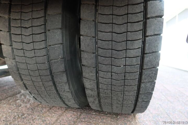 Gekoeld/bevroren transport DAF CF 320 FA Koel/Vriezen Carrier supra 1150 Silen...