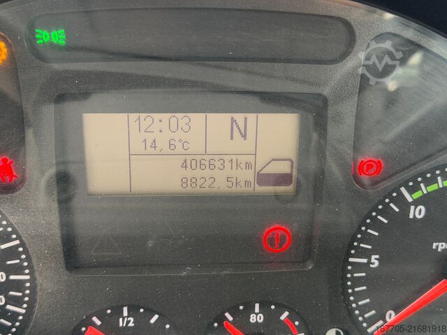 Betonmixer vrachtwagen Iveco TRAKKER 450