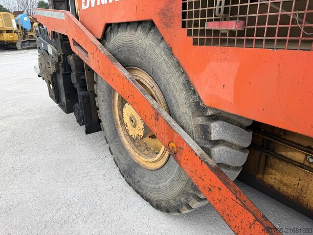 Wheeled asphalt paver Dynapac F121-6W