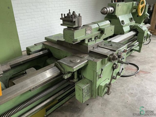 Horizontale draaibanken TOS SU 100 x 3000 TOS SU 100 x 3000