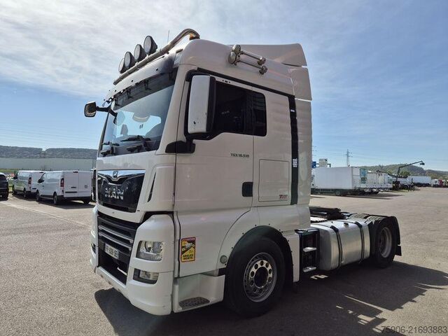 Standard tractor unit MAN TGX