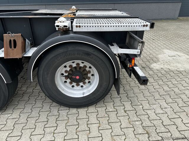Transport de conteneurs Van Hool 20FT ADR CHASSIS / empty weight 3.300kg / SAF D...