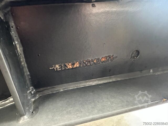 Transport de conteneurs Van Hool 20FT ADR CHASSIS / empty weight 3.300kg / SAF D...