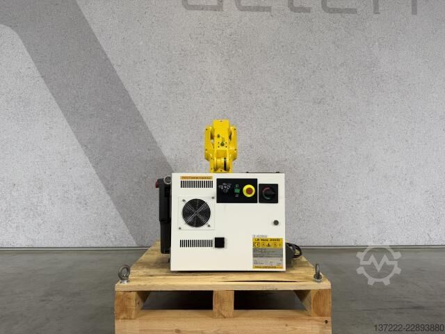 Renovirani robot sa garancijom od 1 godine FANUC LR Mate 200iD/7L