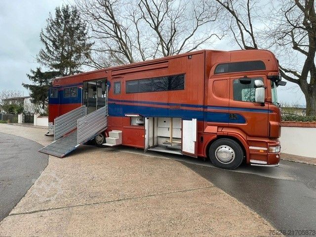 Kreaturvogn SCANIA Pferdetransporter