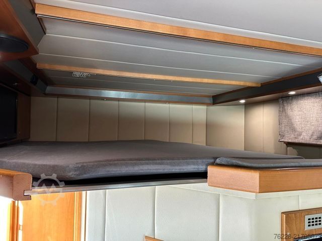 Kreaturvogn SCANIA Pferdetransporter