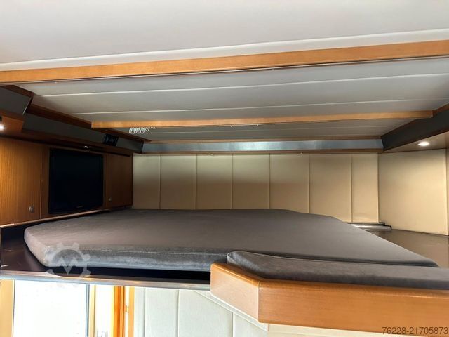 Kreaturvogn SCANIA Pferdetransporter