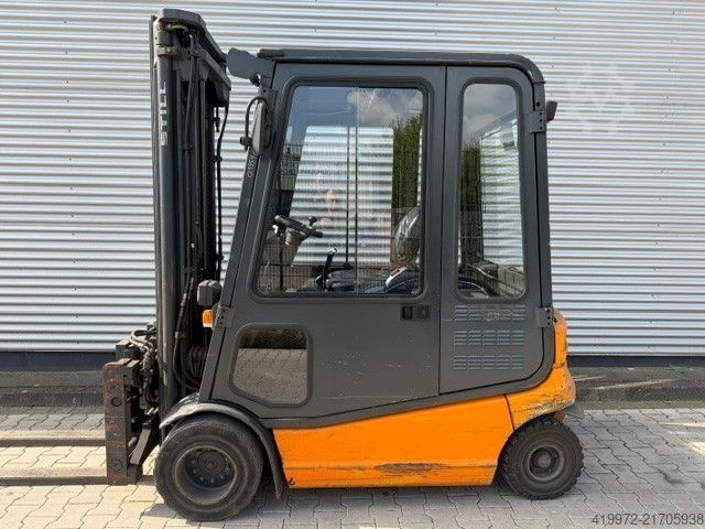 Elektrický 4kolový vysokozdvižný vozík Still R60-30