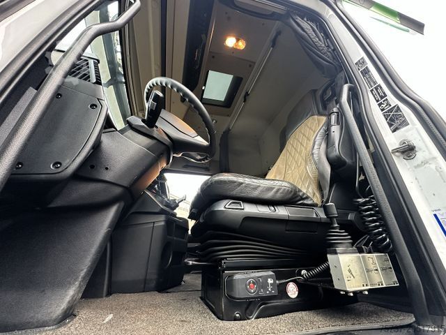 Driezijdige kipper MERCEDES-BENZ Actros 1851+SCHWARZMÜLLER 3Achs Dreiseitenkipper