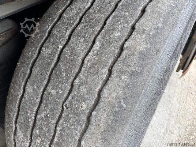 Getränkeauflieger KEMPF Tiefbett SPG 35/3 GETRÄNKE PLANE LaSi XL