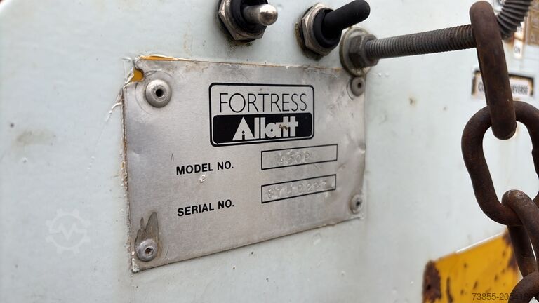 Asfalteermachine Fortress Allat 450P