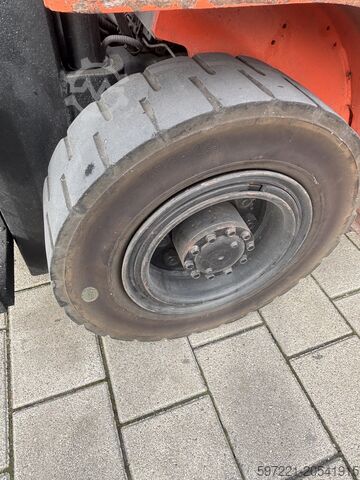 LPG-Gabelstapler Toyota 42-7FGF25 Res bis 21.11