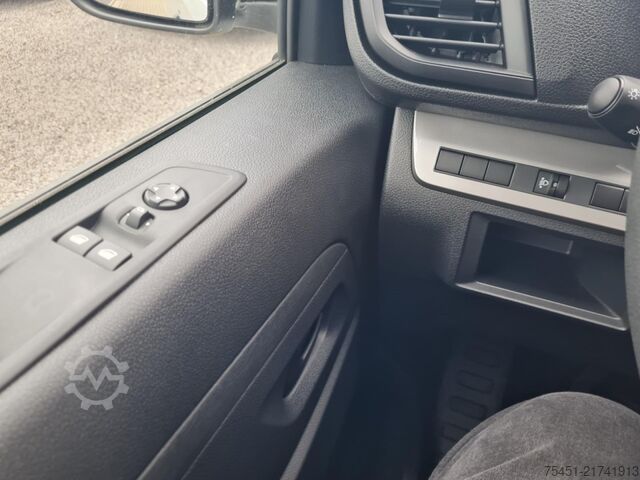 Furgoneta Opel Vivaro Cargo Kasten 2.2 D XL (L3) Flügeltüren