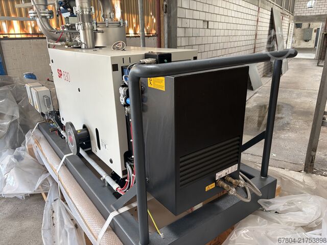 Bomba de vácuo OERLIKON LEYBOLD VACUUM SP 630 F incl. ATEX