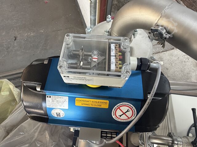 Bomba de vácuo OERLIKON LEYBOLD VACUUM SP 630 F incl. ATEX