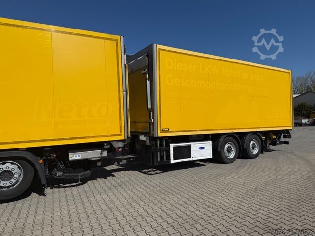 Camion frigorifique MERCEDES-BENZ 2540 LL 6x2/4 Kühlkoffer 8.2m LBW 2,5t  Carrier