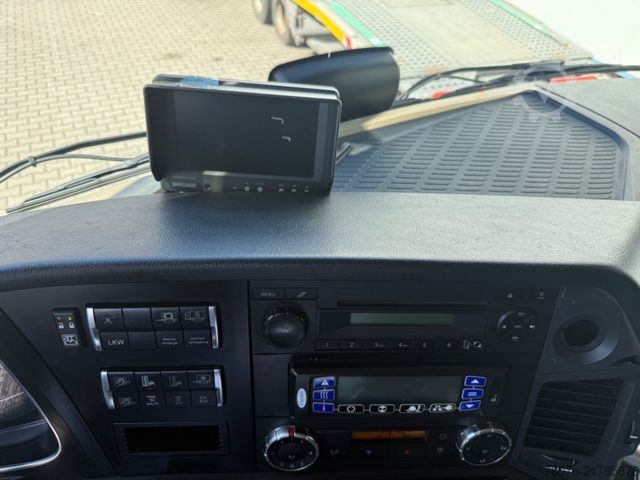 Camion frigorifique MERCEDES-BENZ 2540 LL 6x2/4 Kühlkoffer 8.2m LBW 2,5t  Carrier