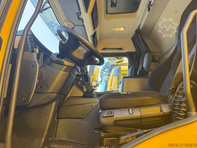 Camion frigorifique MERCEDES-BENZ 2540 LL 6x2/4 Kühlkoffer 8.2m LBW 2,5t  Carrier