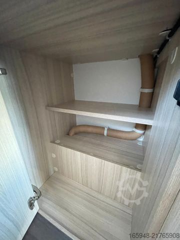 Ημιενσωματωμένο αυτοκινούμενο τροχόσπιτο SUNLIVING C 70 DL *Automatik*165 PS*Markise+Solaranlage*